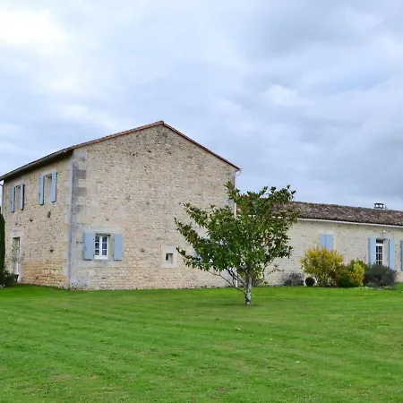 Semesterbostad Saint-saturnin, 4 Pieces, 6 Personnes - Fr-1-653-222 *