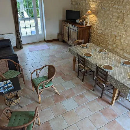 Saint-saturnin, 4 Pieces, 6 Personnes - Fr-1-653-222